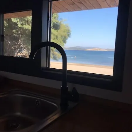 Tiny House By The Sea In Camel בודרום